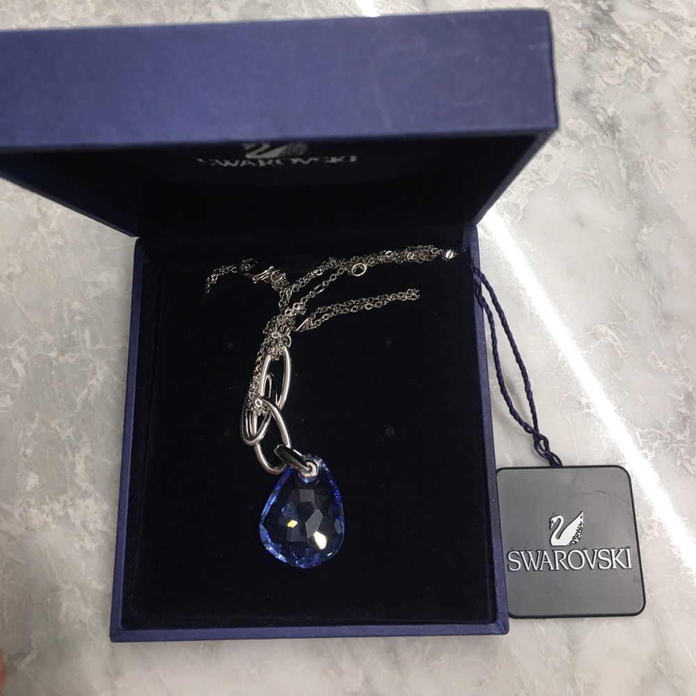 blue crystal necklace